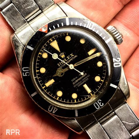 james bond red sub rolex